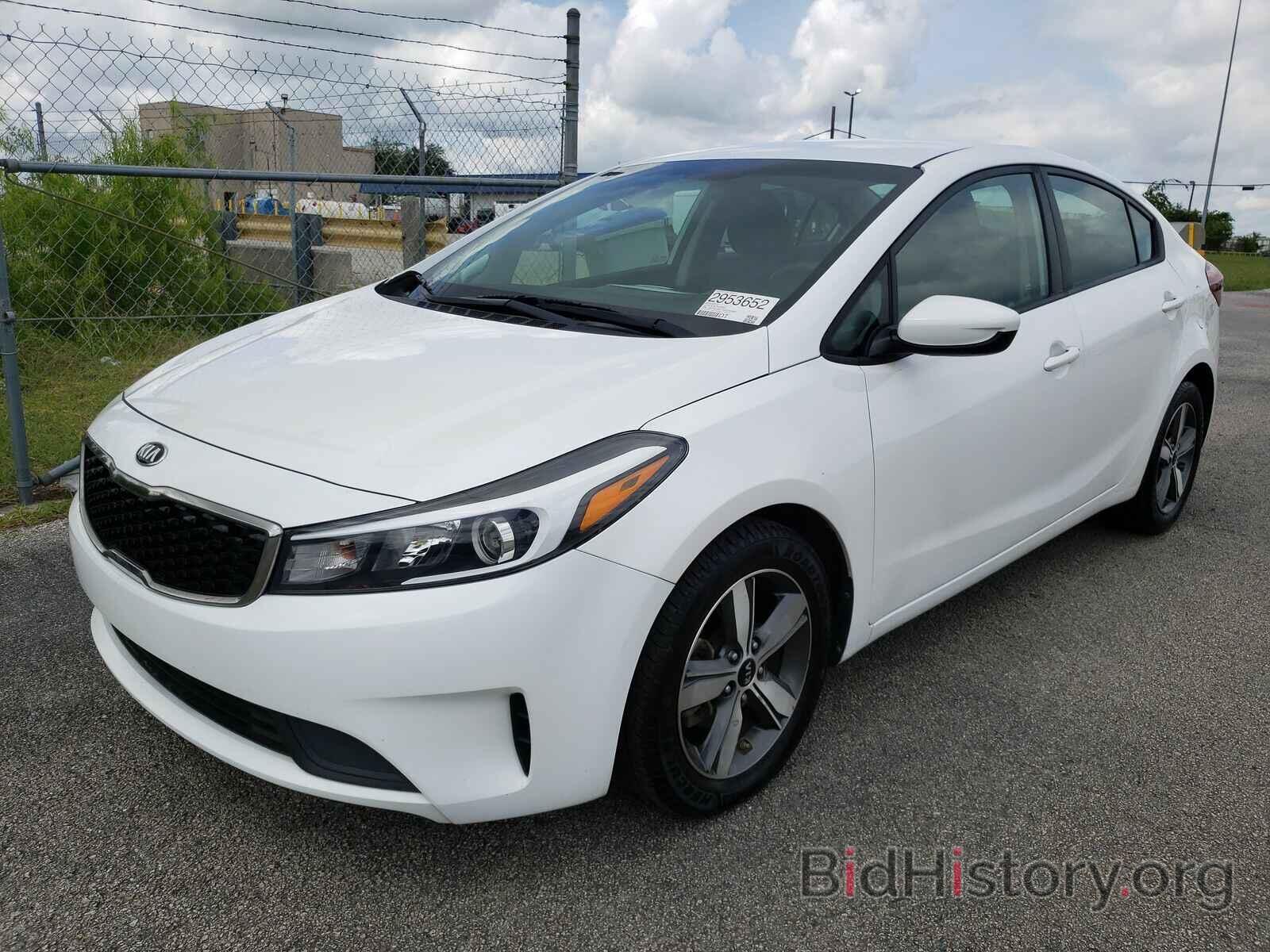 Photo 3KPFL4A77JE200564 - Kia Forte LX 2018