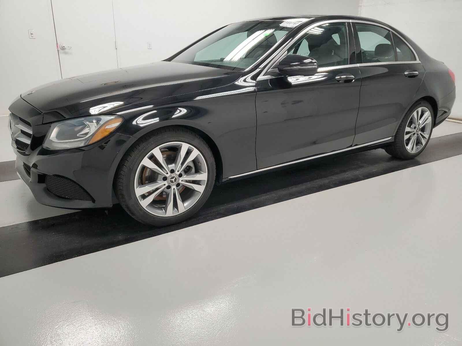 Photo 55SWF4JB7JU241720 - Mercedes-Benz C-Class 2018