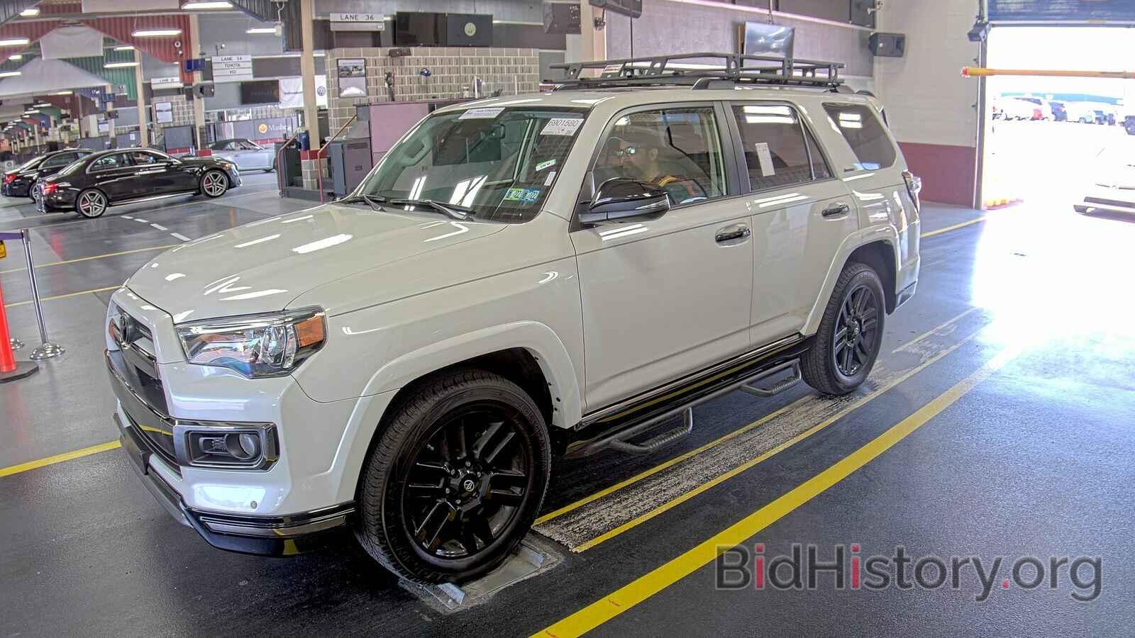 Фотография JTEBU5JR1L5786384 - Toyota 4Runner 2020