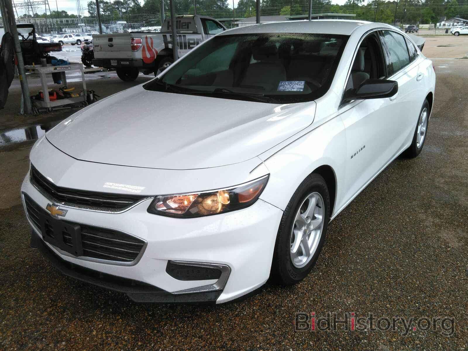 Photo 1G1ZC5ST3HF215764 - Chevrolet Malibu 2017