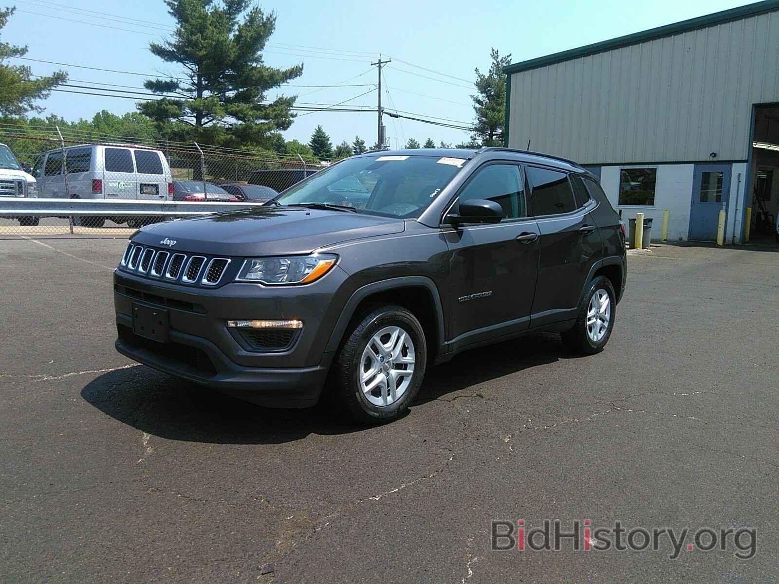 Фотография 3C4NJCABXJT105458 - Jeep Compass 2018