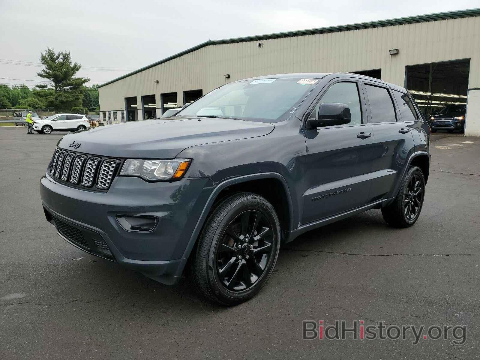 Photo 1C4RJFAG9JC163023 - Jeep Grand Cherokee 2018