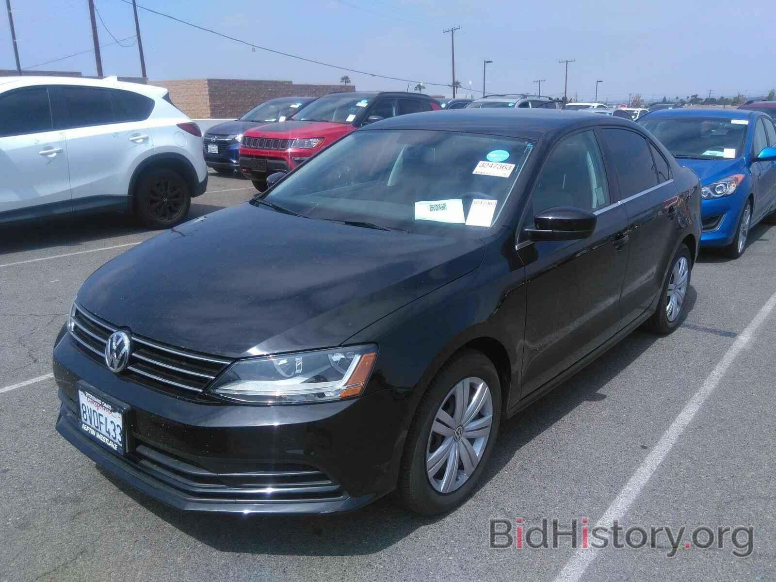 Photo 3VW167AJ7HM295090 - Volkswagen Jetta 2017