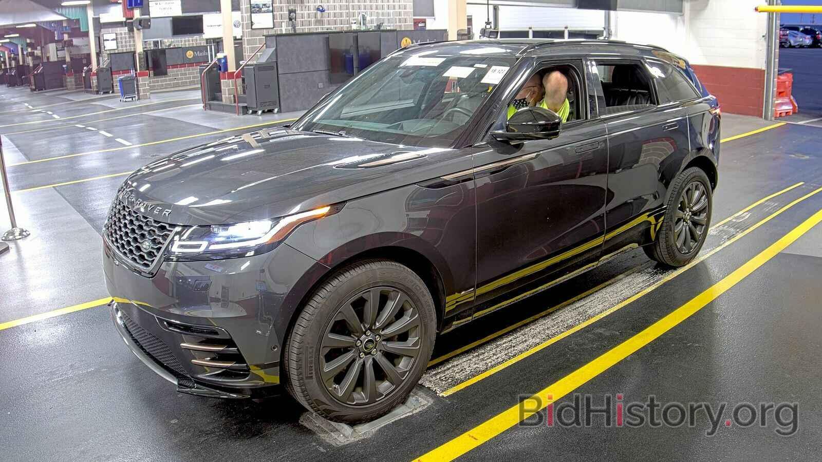 Фотография SALYL2RX7JA775986 - Land Rover Range Rover Velar 2018