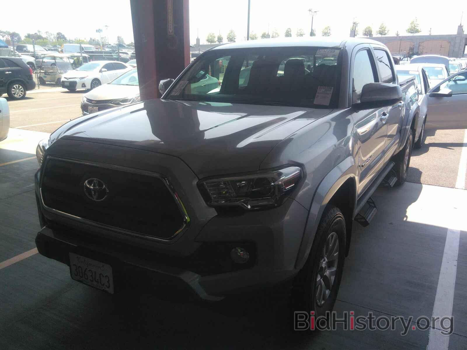 Photo 3TMCZ5AN0HM075624 - Toyota Tacoma 2017