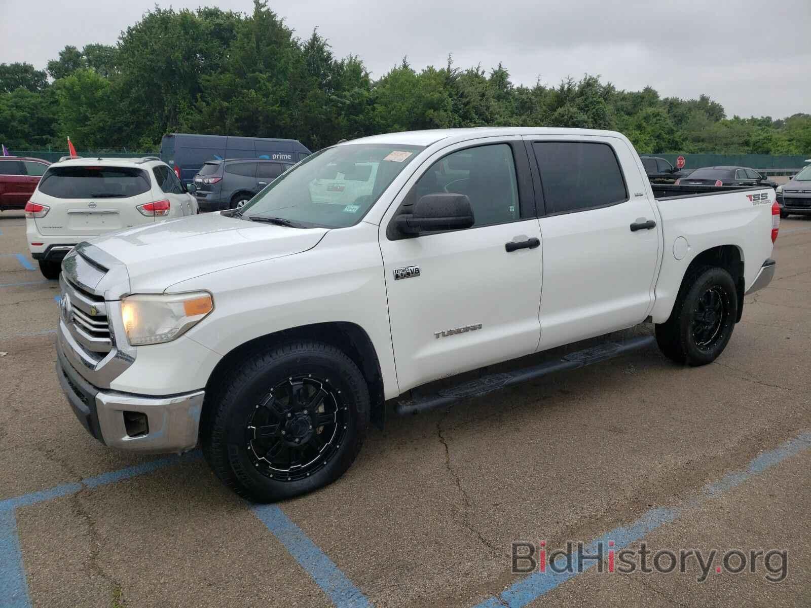 Photo 5TFDW5F15GX506034 - Toyota Tundra 4WD Truck 2016