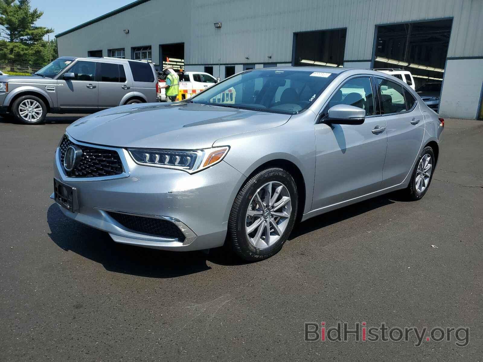 Photo 19UUB1F37JA010881 - Acura TLX 2018