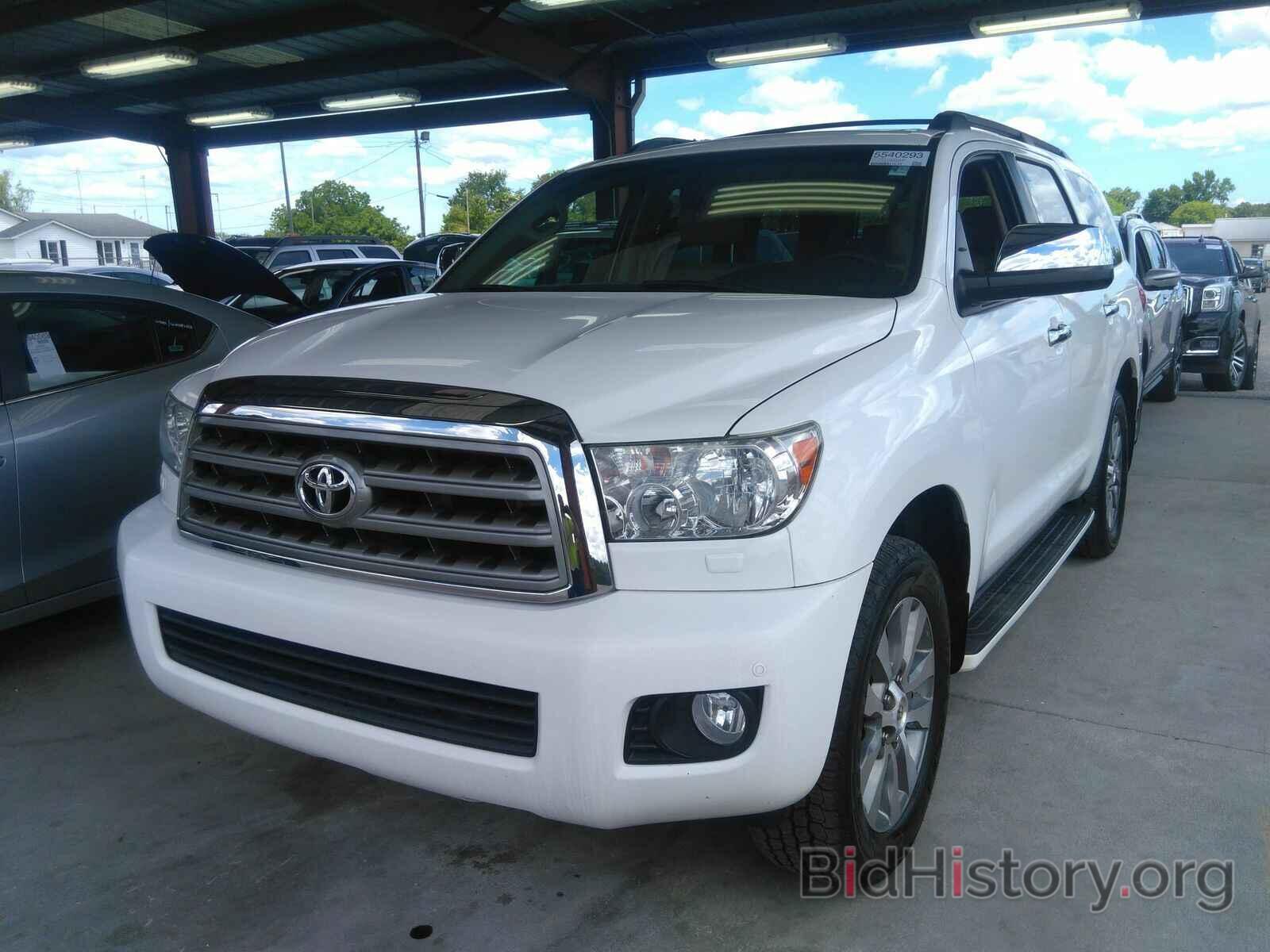 Photo 5TDKY5G14GS064336 - Toyota Sequoia 2016