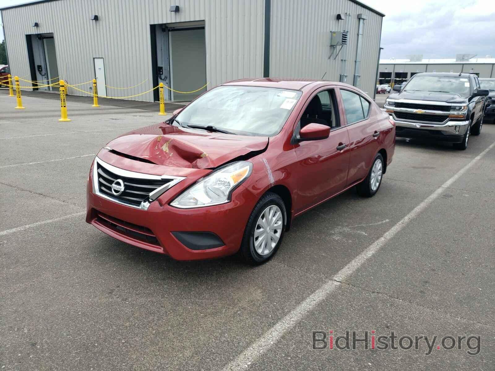 Фотография 3N1CN7AP1JL824843 - Nissan Versa Sedan 2018