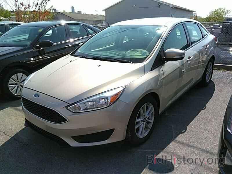 Photo 1FADP3FE4JL248033 - Ford Focus SE 2018