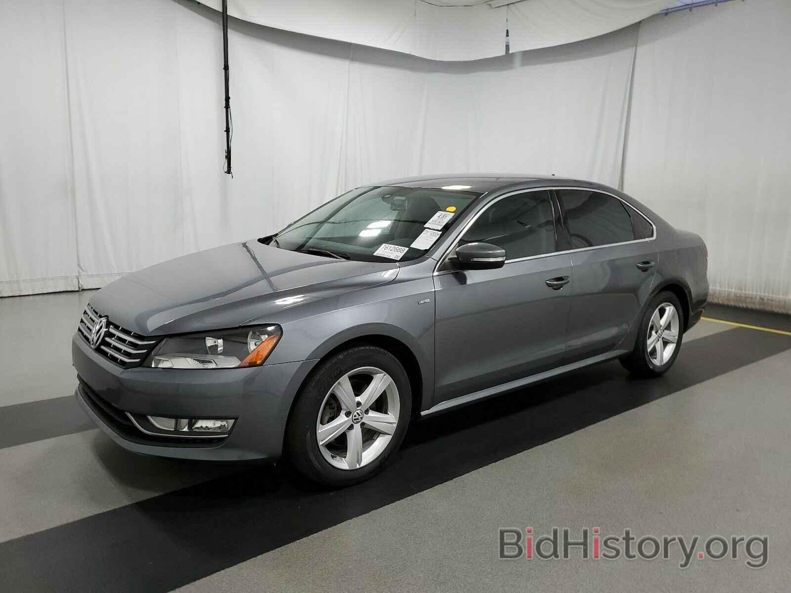 Photo 1VWAT7A39FC113575 - Volkswagen Passat 2015