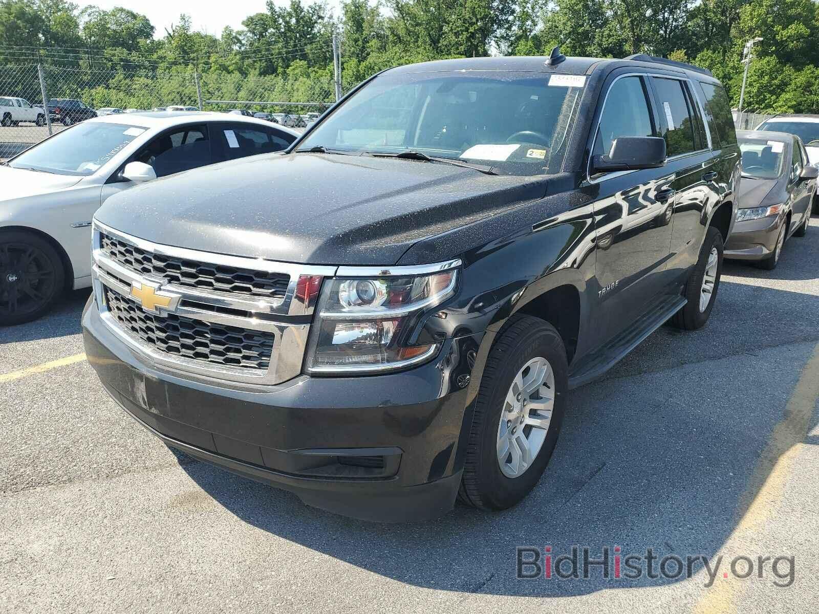 Photo 1GNSKAKC9JR351901 - Chevrolet Tahoe 2018