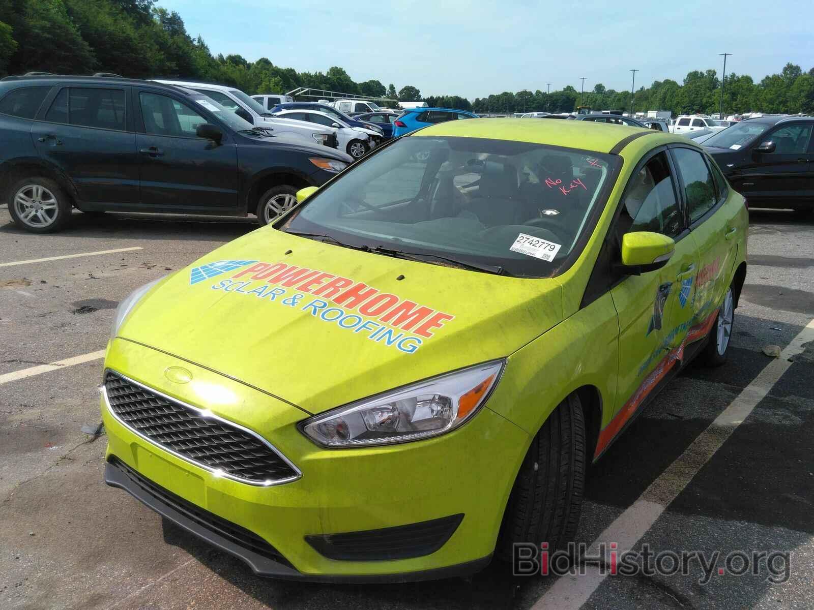 Photo 1FADP3F21HL279403 - Ford Focus SE 2017