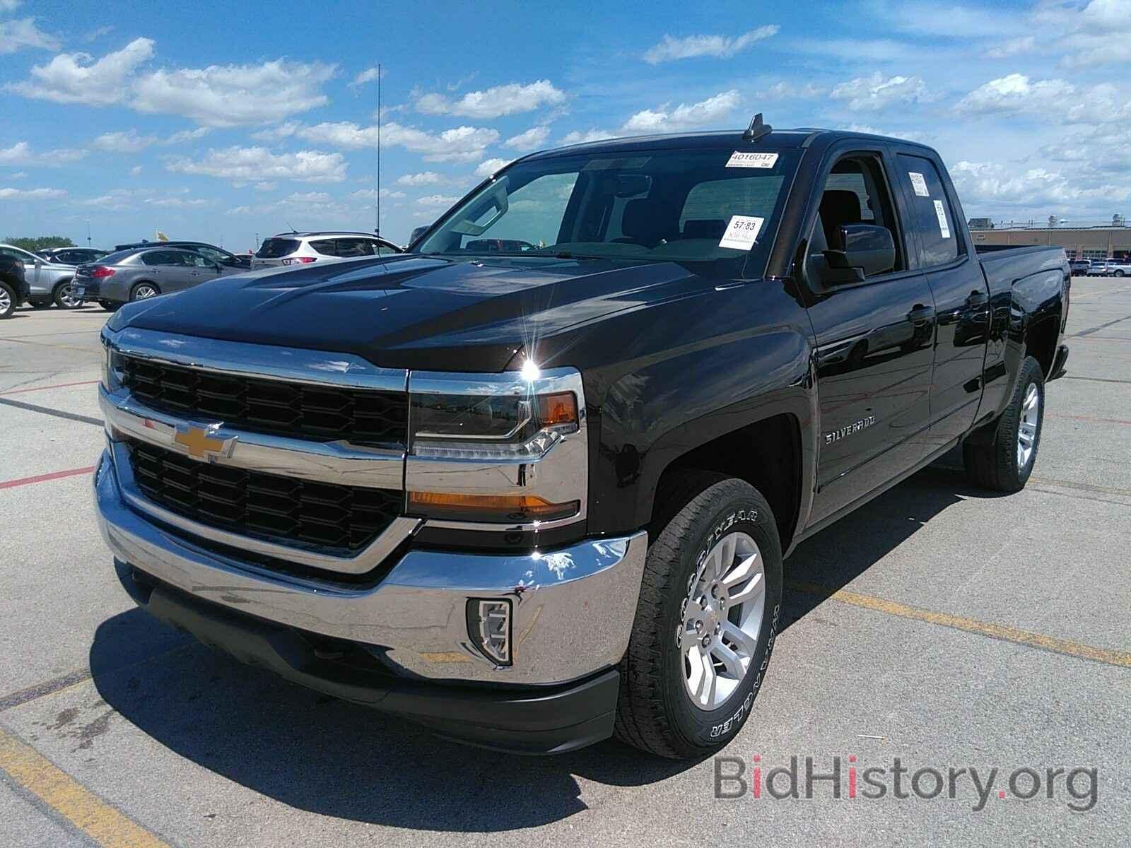 Photo 1GCVKREH0JZ218083 - Chevrolet Silverado 1500 2018