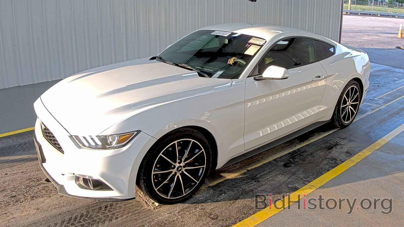 Photo 1FA6P8TH9G5260583 - Ford Mustang 2016