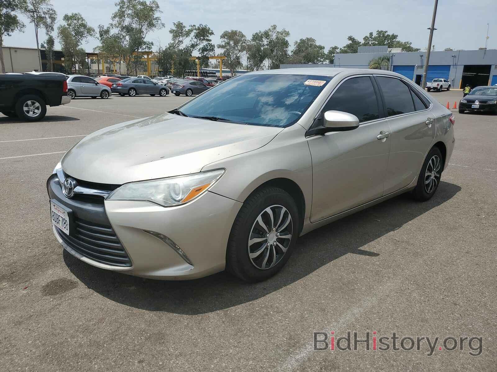 Photo 4T4BF1FK0FR456315 - Toyota Camry 2015