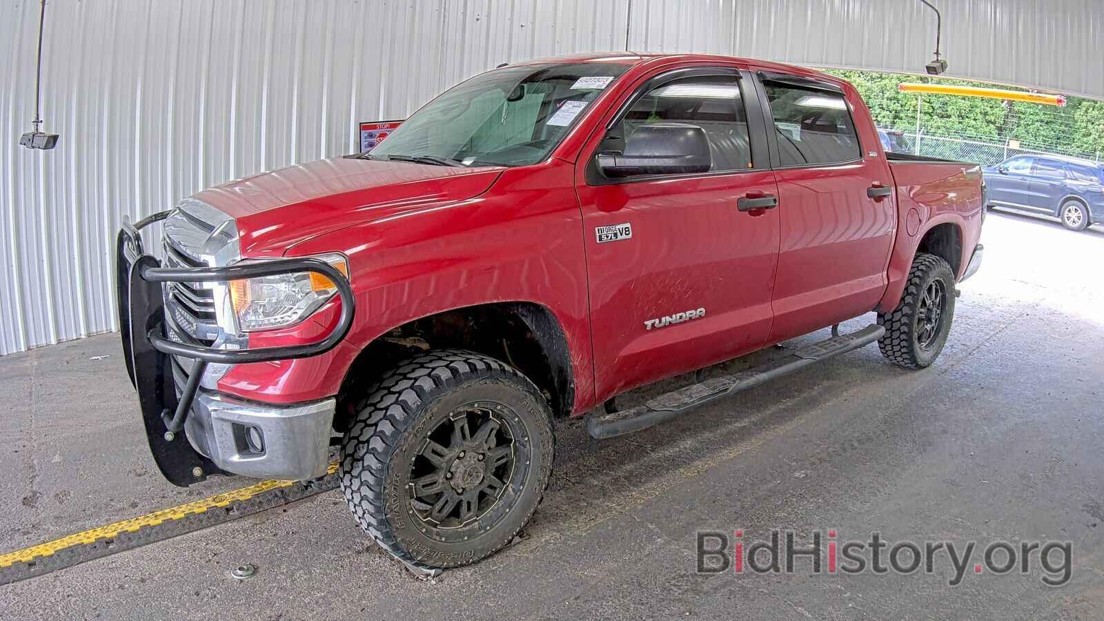 Photo 5TFDW5F14HX628031 - Toyota Tundra 4WD 2017