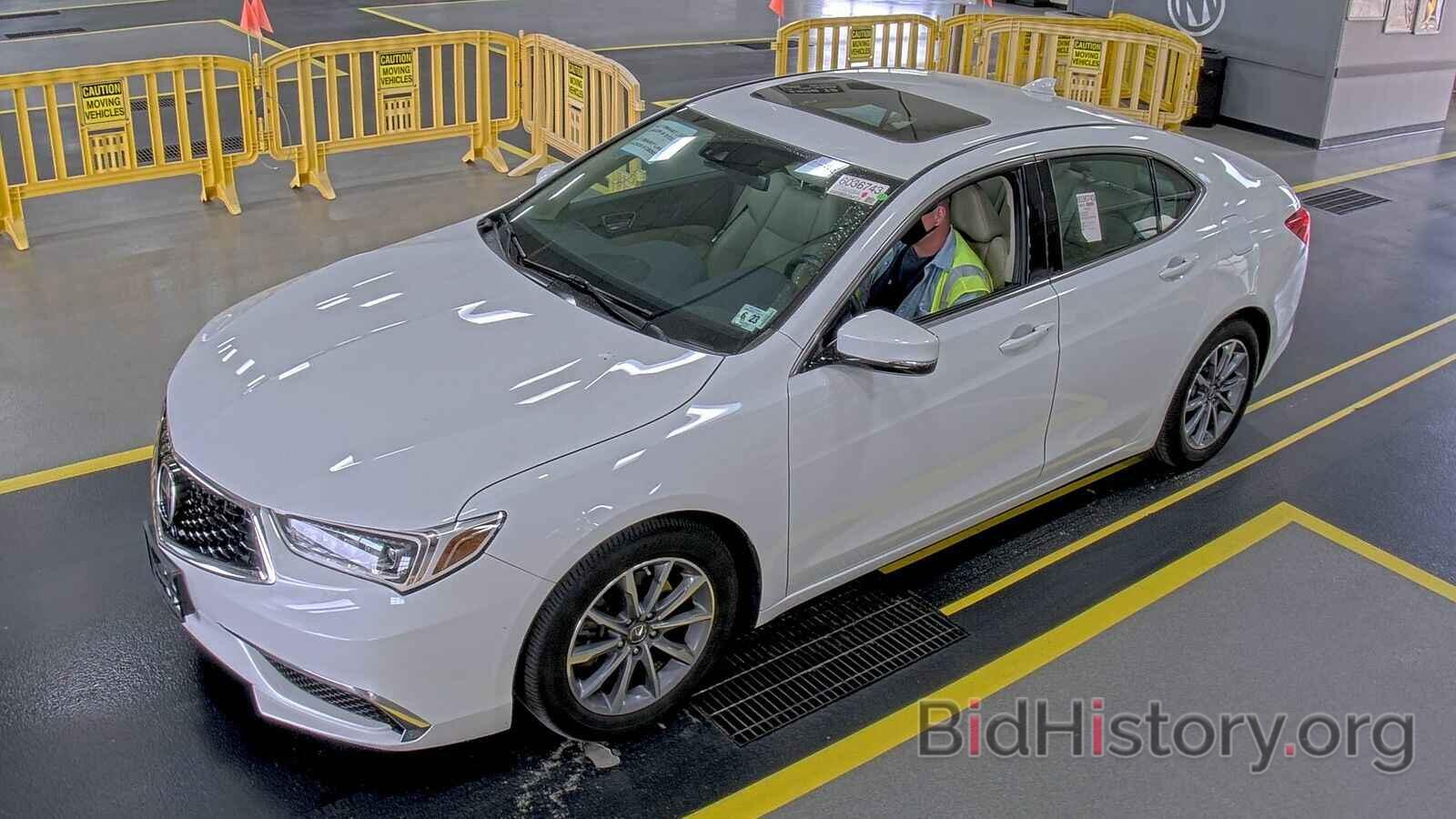 Photo 19UUB1F50JA009265 - Acura TLX 2018