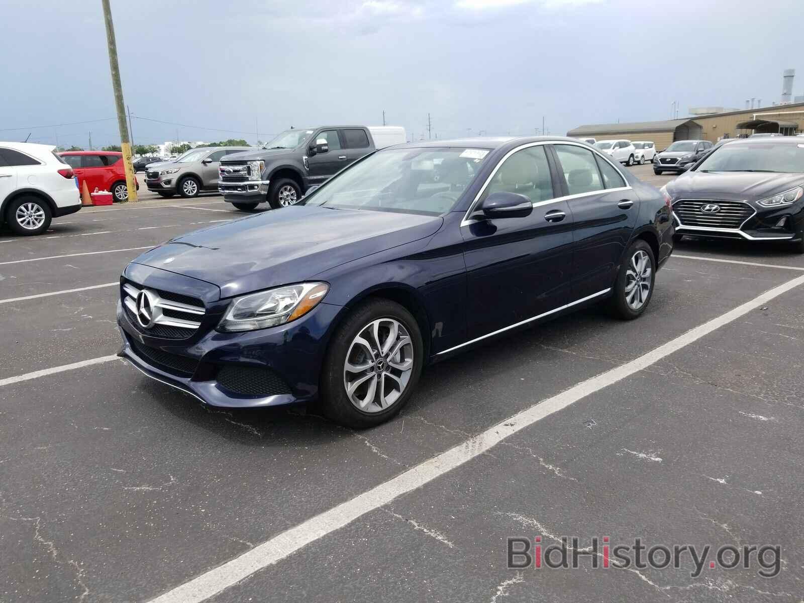 Photo 55SWF4KB8HU220657 - Mercedes-Benz C-Class 2017