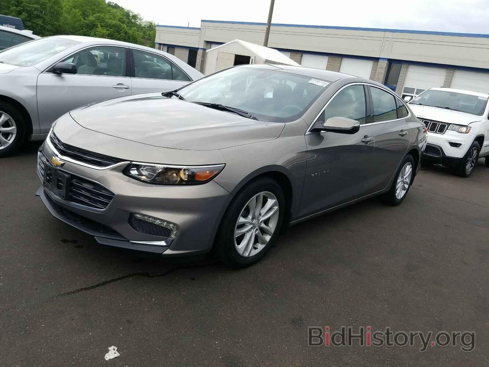 Photo 1G1ZD5STXJF114689 - Chevrolet Malibu 2018