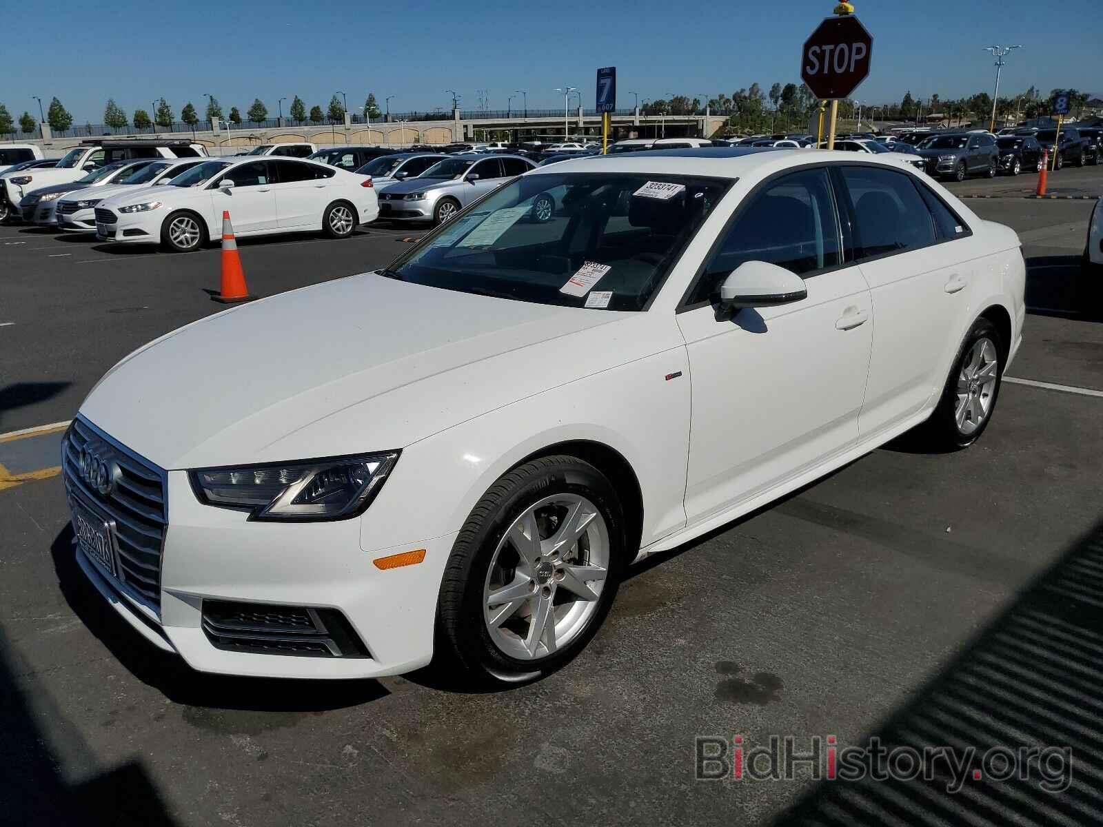 Photo WAUKMAF41JN010471 - Audi A4 2018