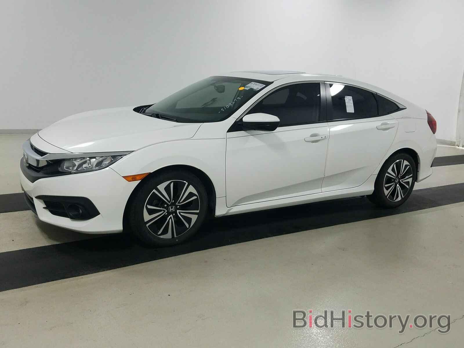 Photo JHMFC1F71JX032426 - Honda Civic Sedan 2018