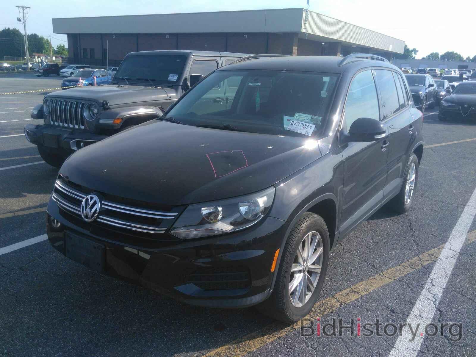 Photo WVGAV7AX5JK003374 - Volkswagen Tiguan Limited 2018