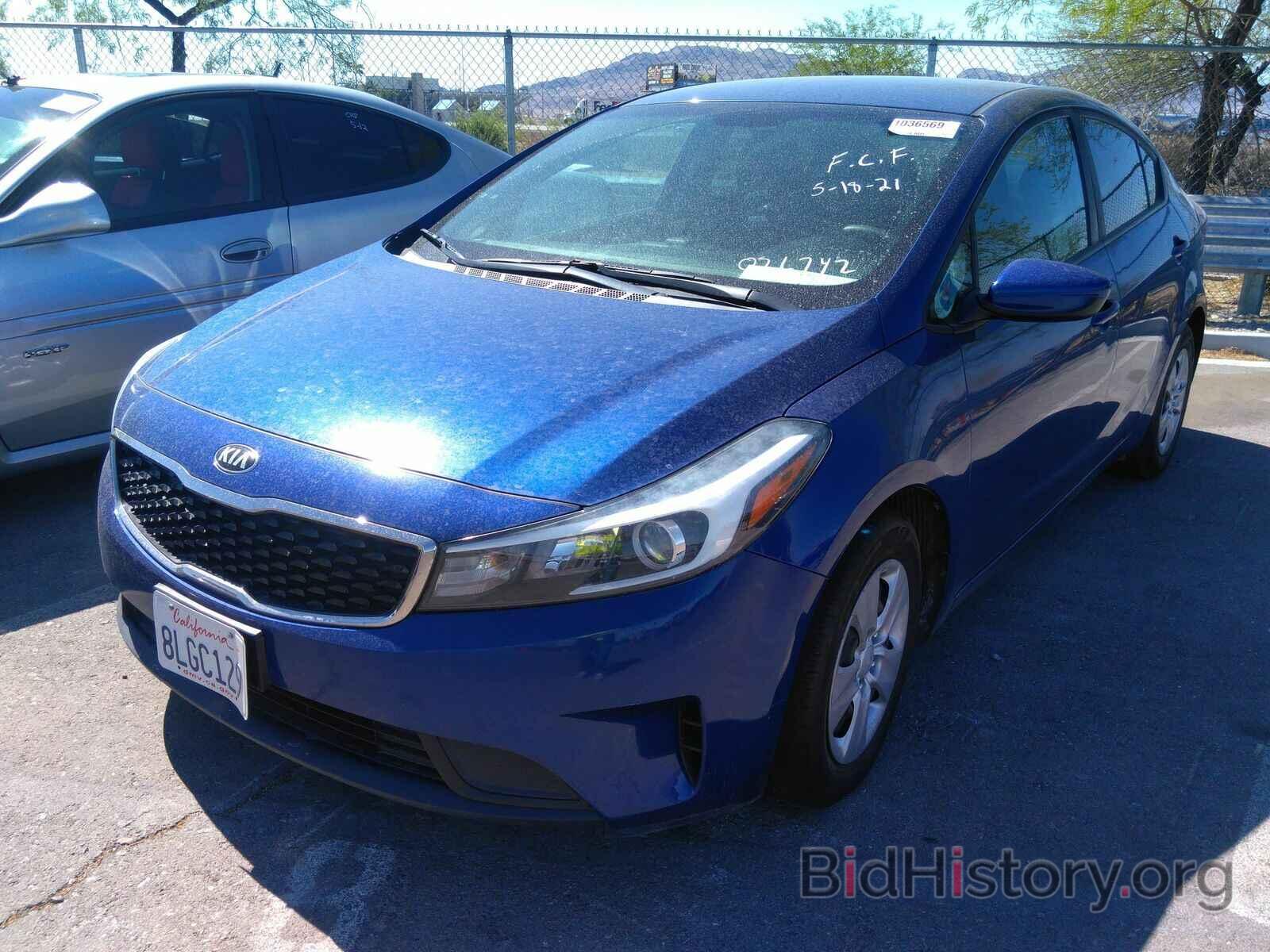 Photo 3KPFK4A7XHE036742 - Kia Forte LX 2017