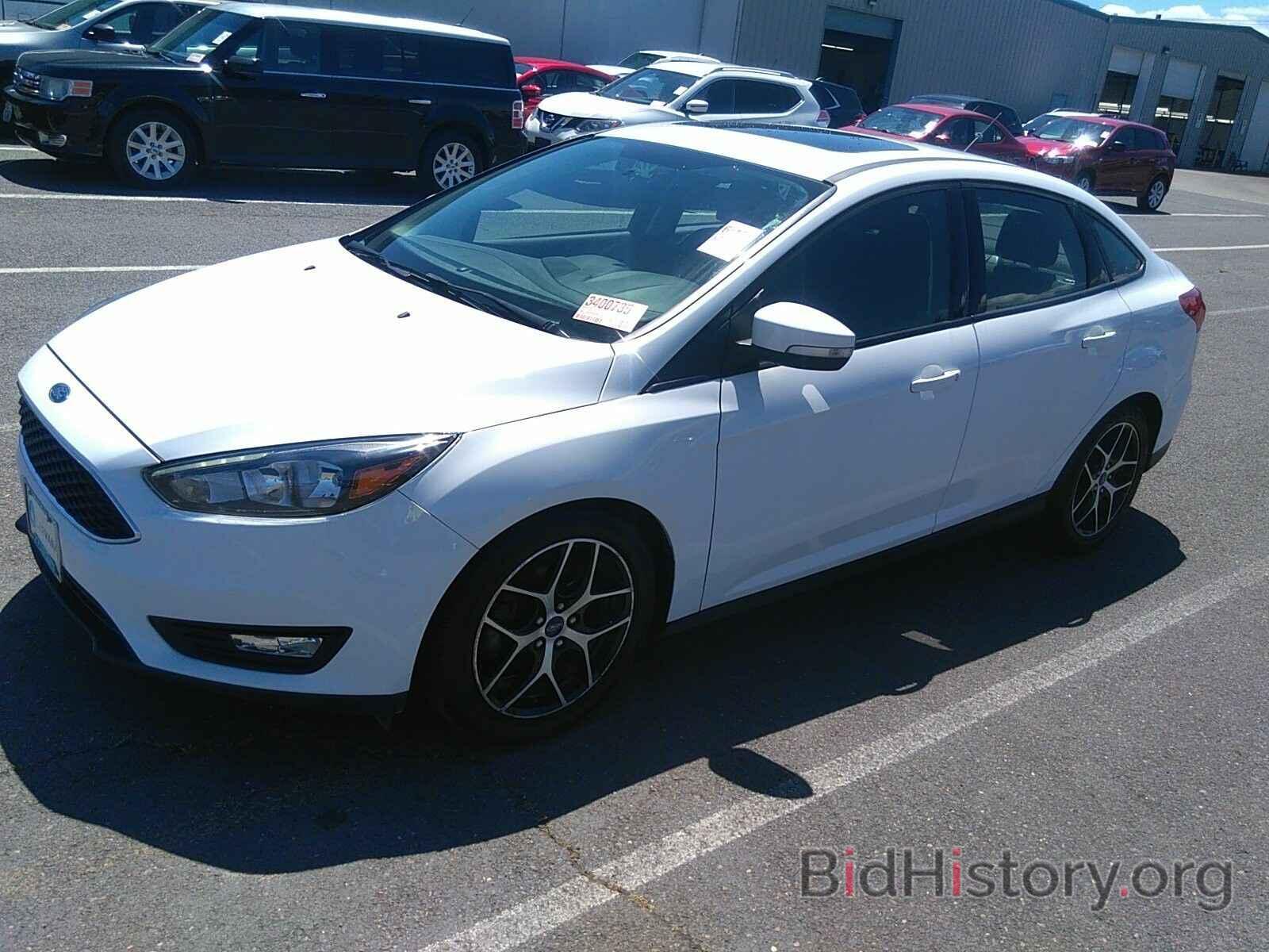 Photo 1FADP3H26HL281225 - Ford Focus 2017