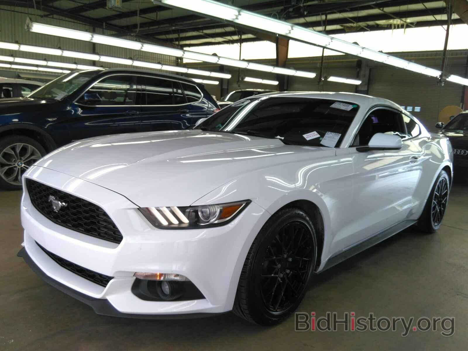 Photo 1FA6P8TH5F5403124 - Ford Mustang 2015