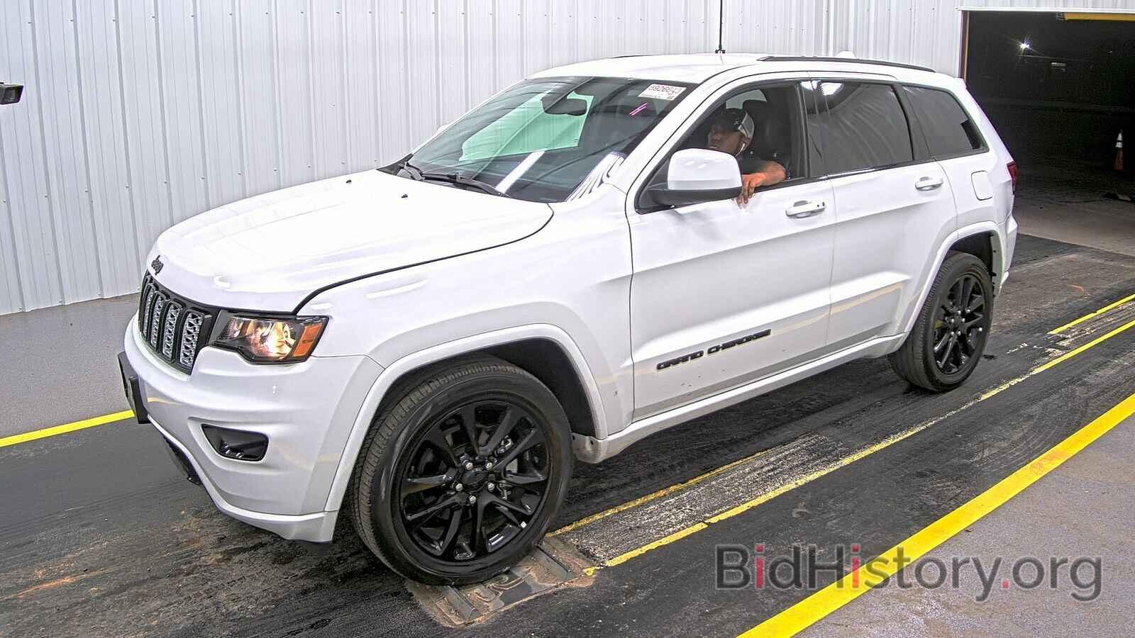 Photo 1C4RJEAG2JC369889 - Jeep Grand Cherokee 2018