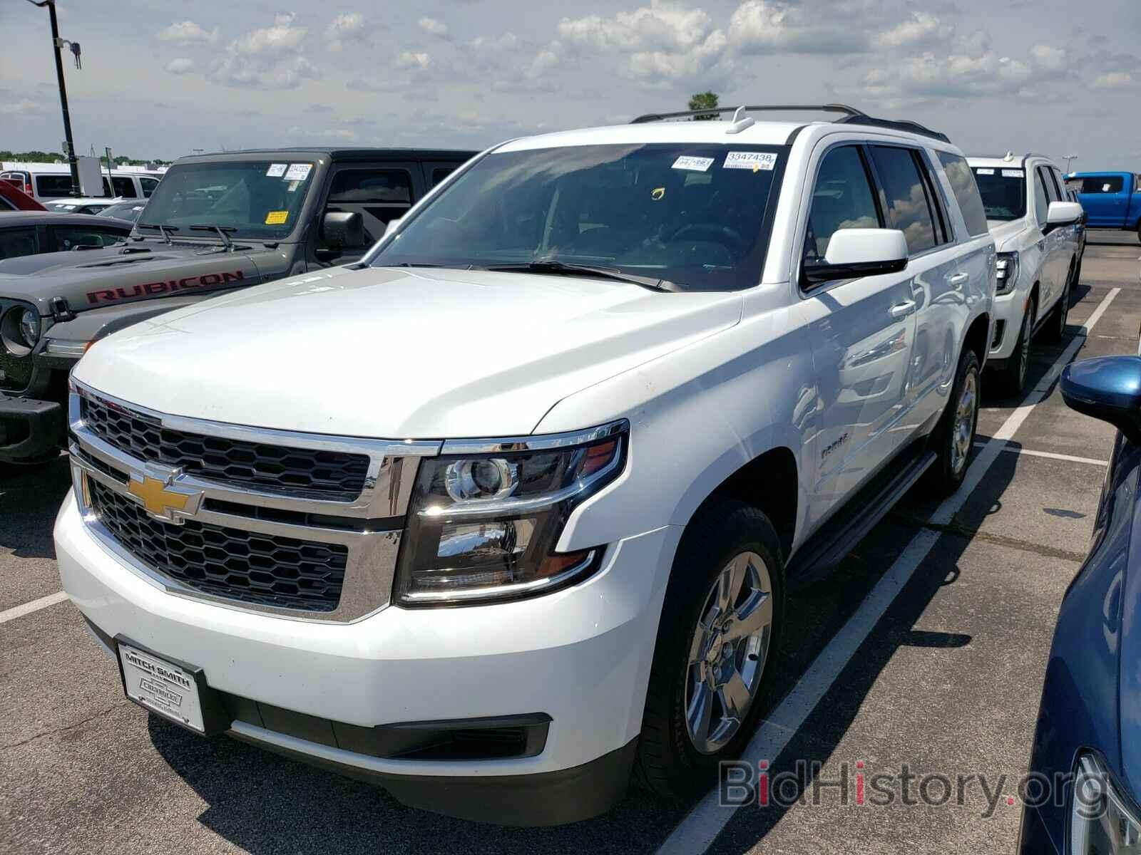 Photo 1GNSCAKC2KR258135 - Chevrolet Tahoe 2019