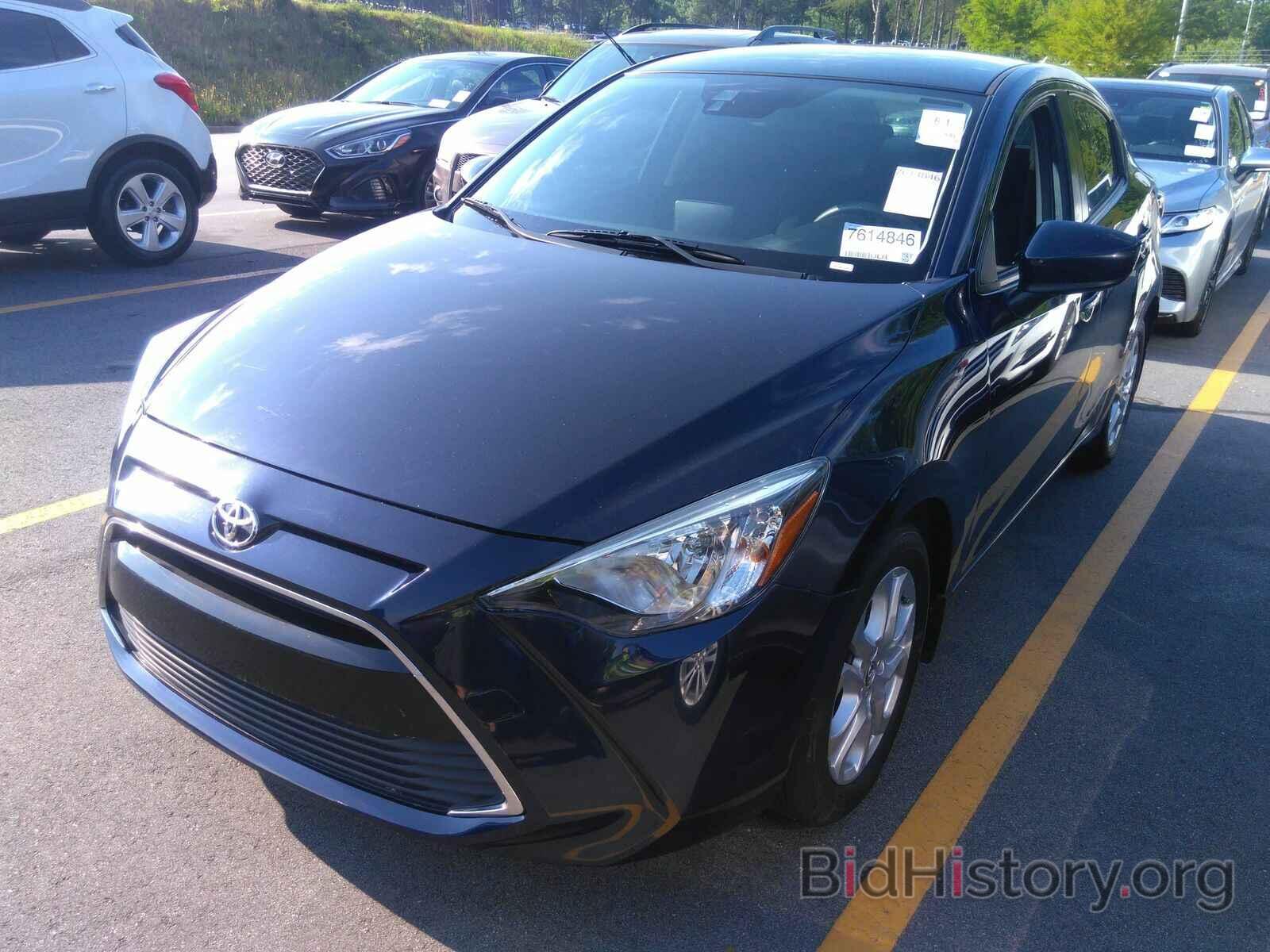 Photo 3MYDLBYV1JY303687 - Toyota Yaris iA 2018