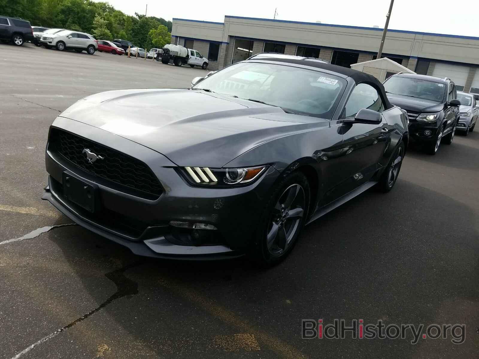 Photo 1FATP8EM3F5387017 - Ford Mustang 2015