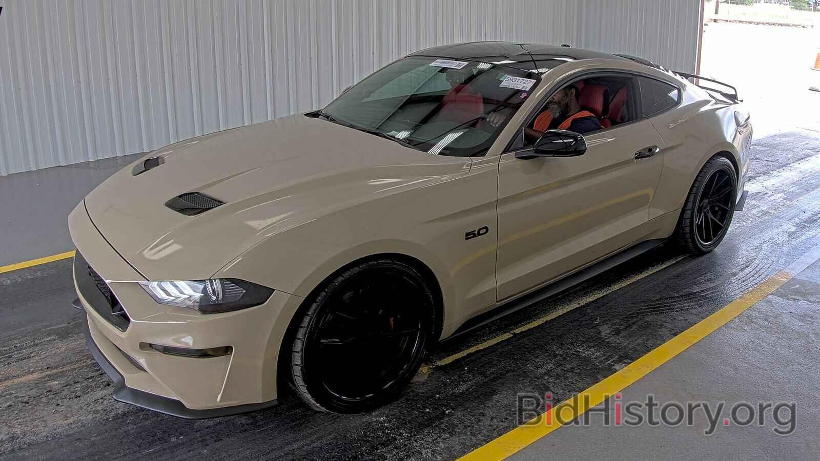 Photo 1FA6P8CF0J5126597 - Ford Mustang GT 2018