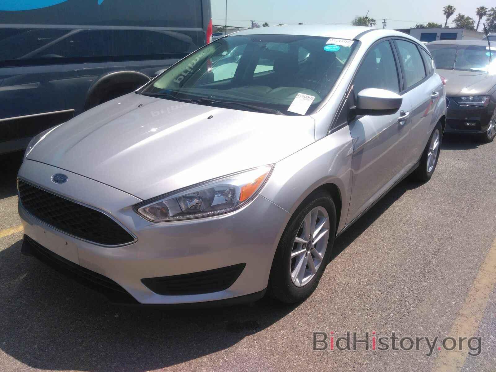 Photo 1FADP3K2XJL287592 - Ford Focus SE 2018