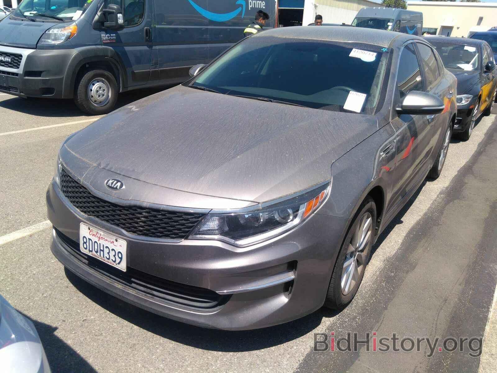 Photo 5XXGT4L39JG264143 - Kia Optima 2018