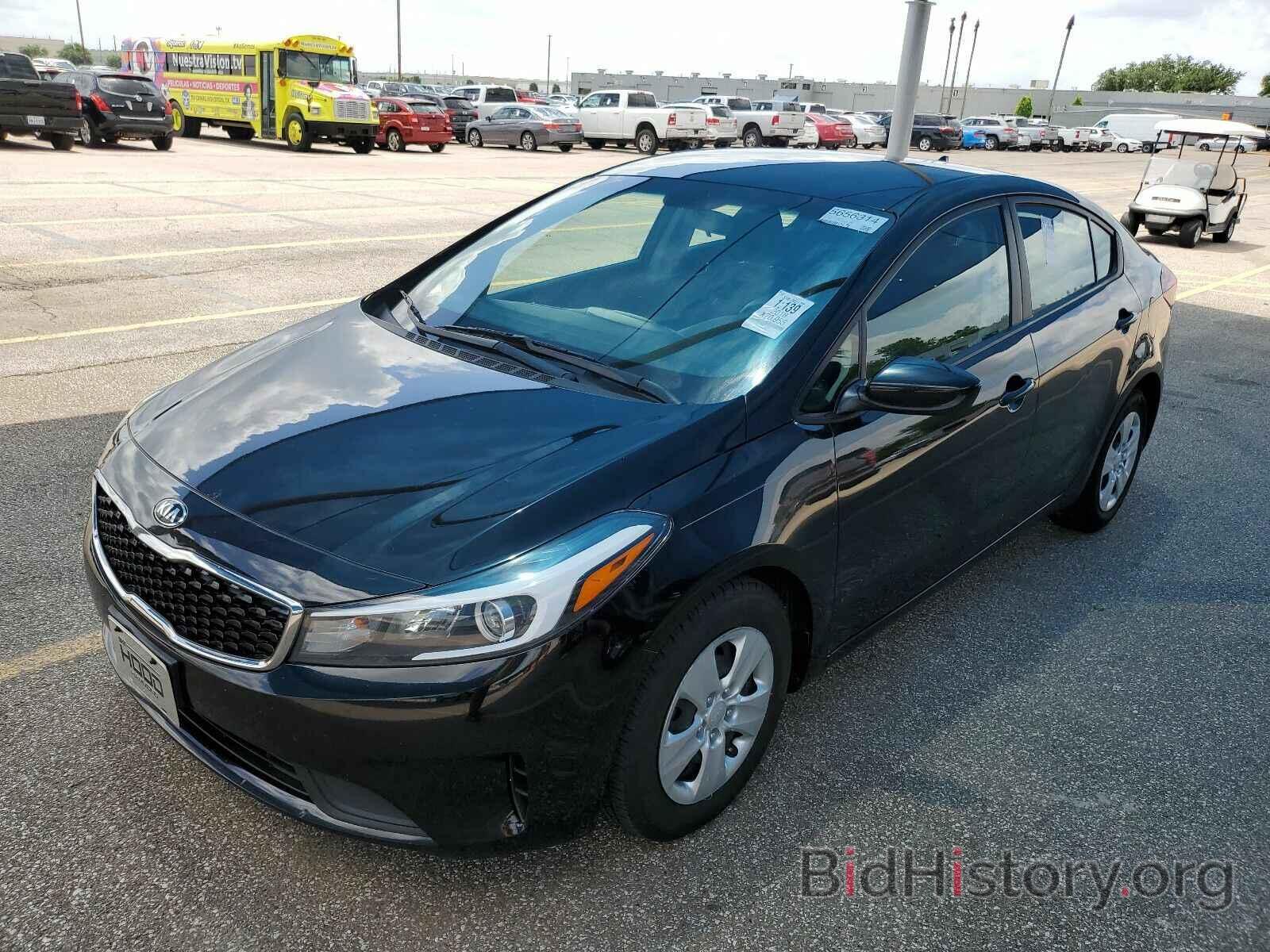 Photo 3KPFK4A73JE267150 - Kia Forte LX 2018