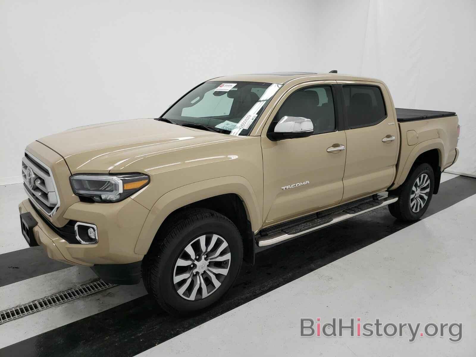 Photo 5TFGZ5AN5LX237381 - Toyota Tacoma 4WD 2020