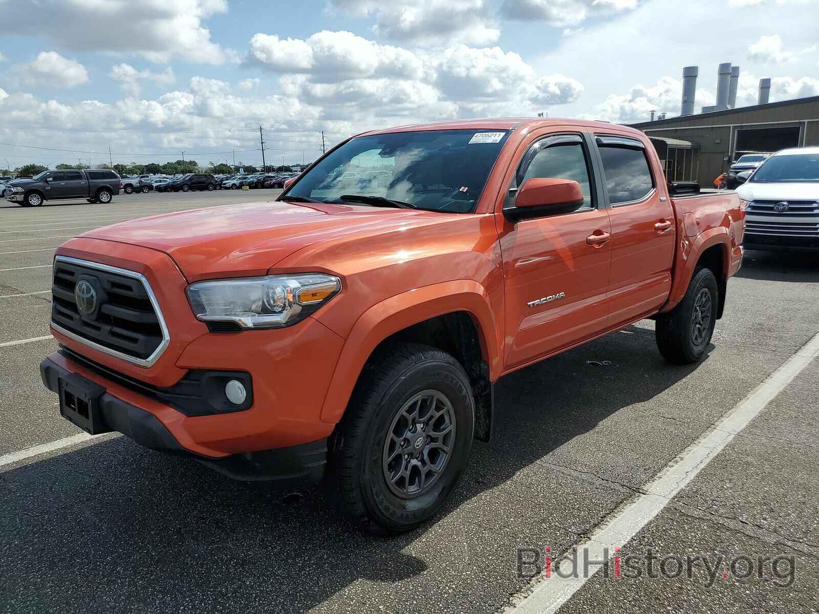 Photo 3TMCZ5AN0JM152174 - Toyota Tacoma 2018