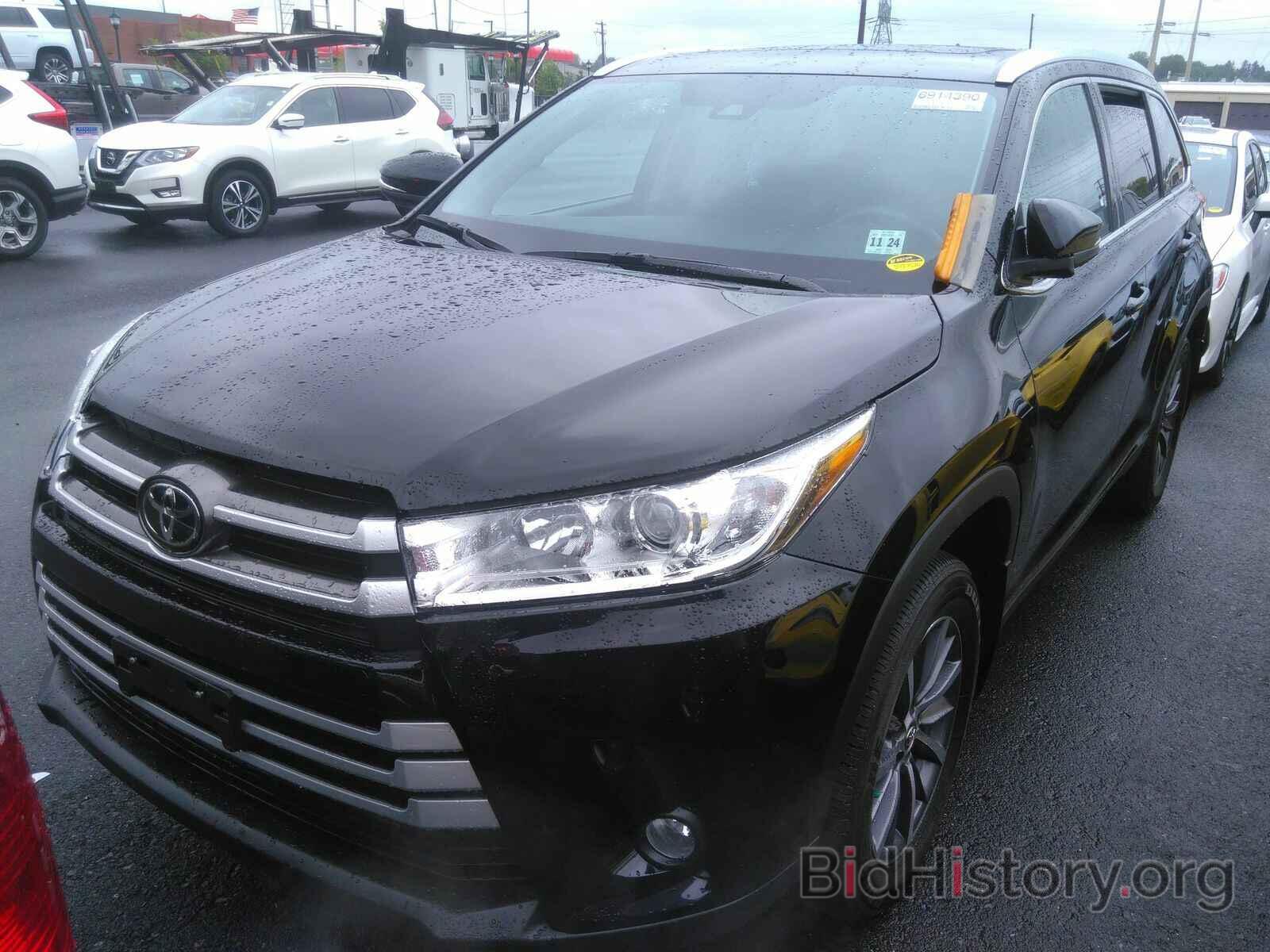 Photo 5TDJZRFH4KS618921 - Toyota Highlander 2019