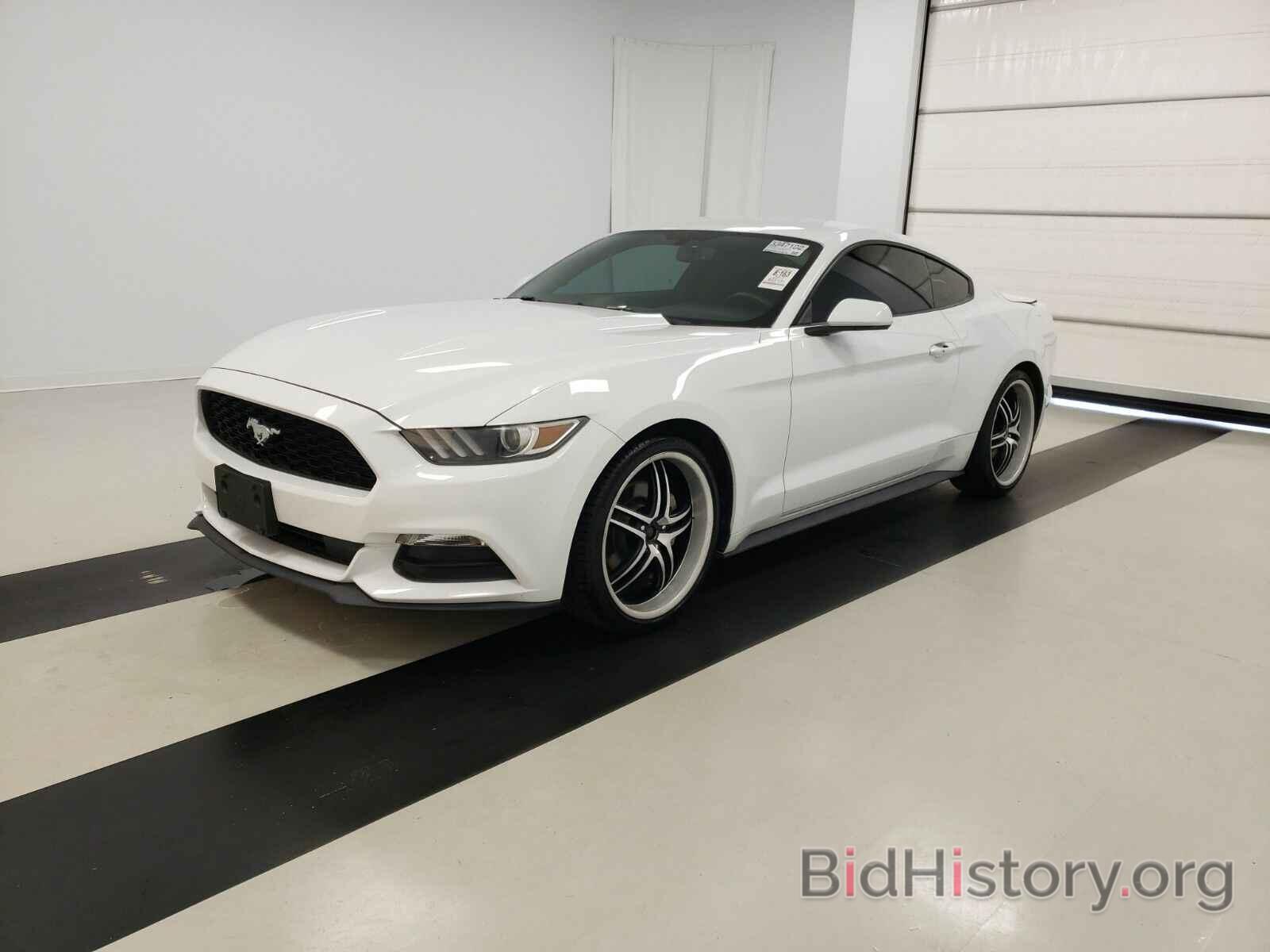 Photo 1FA6P8AM0H5209748 - Ford Mustang 2017
