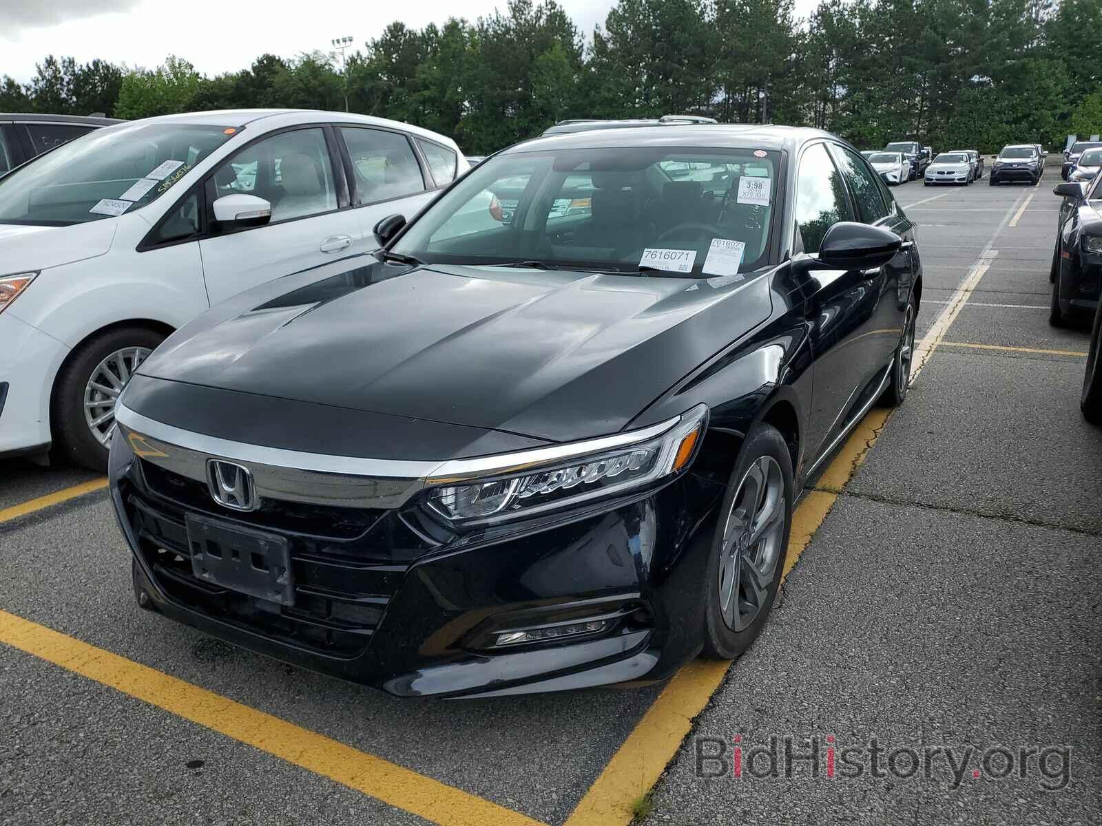 Photo 1HGCV1F50JA206911 - Honda Accord Sedan 2018