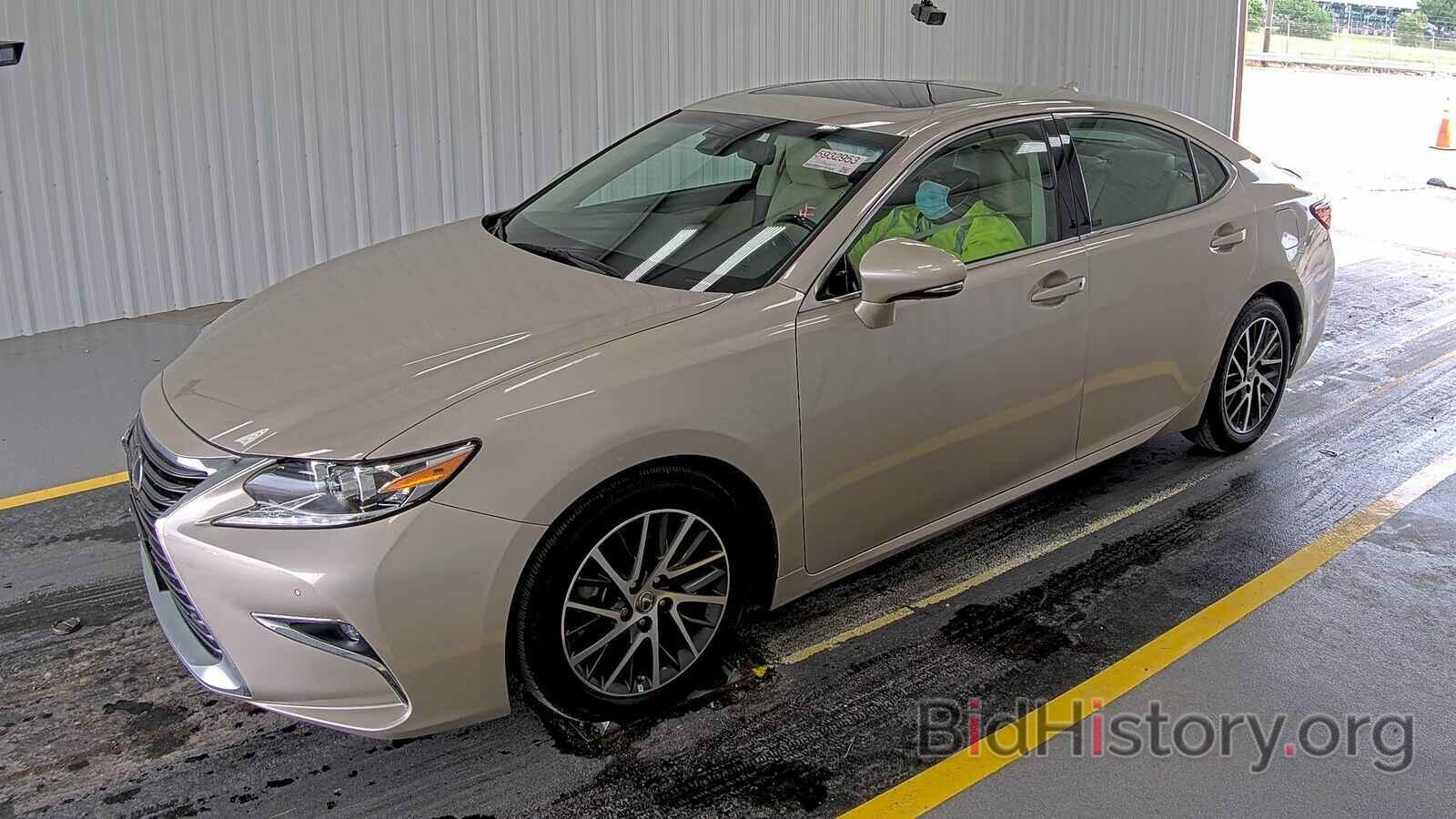 Photo 58ABK1GG6HU061213 - Lexus ES ES 2017