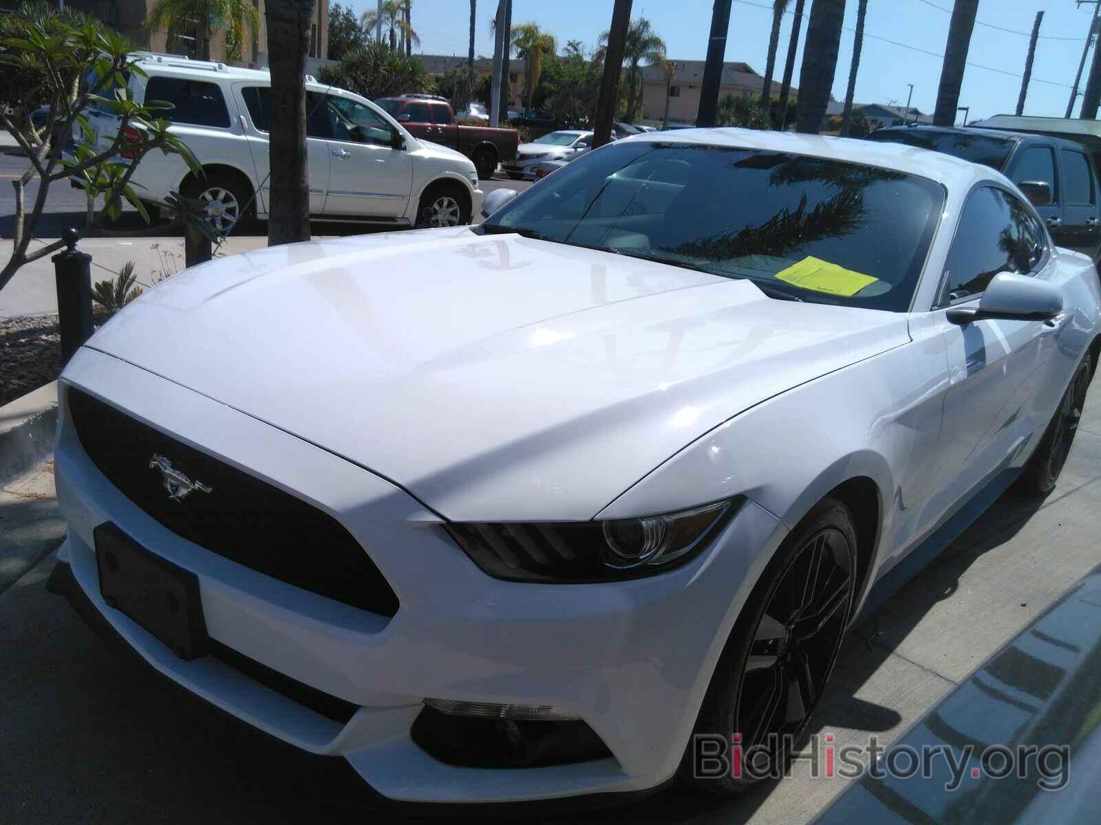 Photo 1FA6P8TH6F5358775 - Ford Mustang 2015