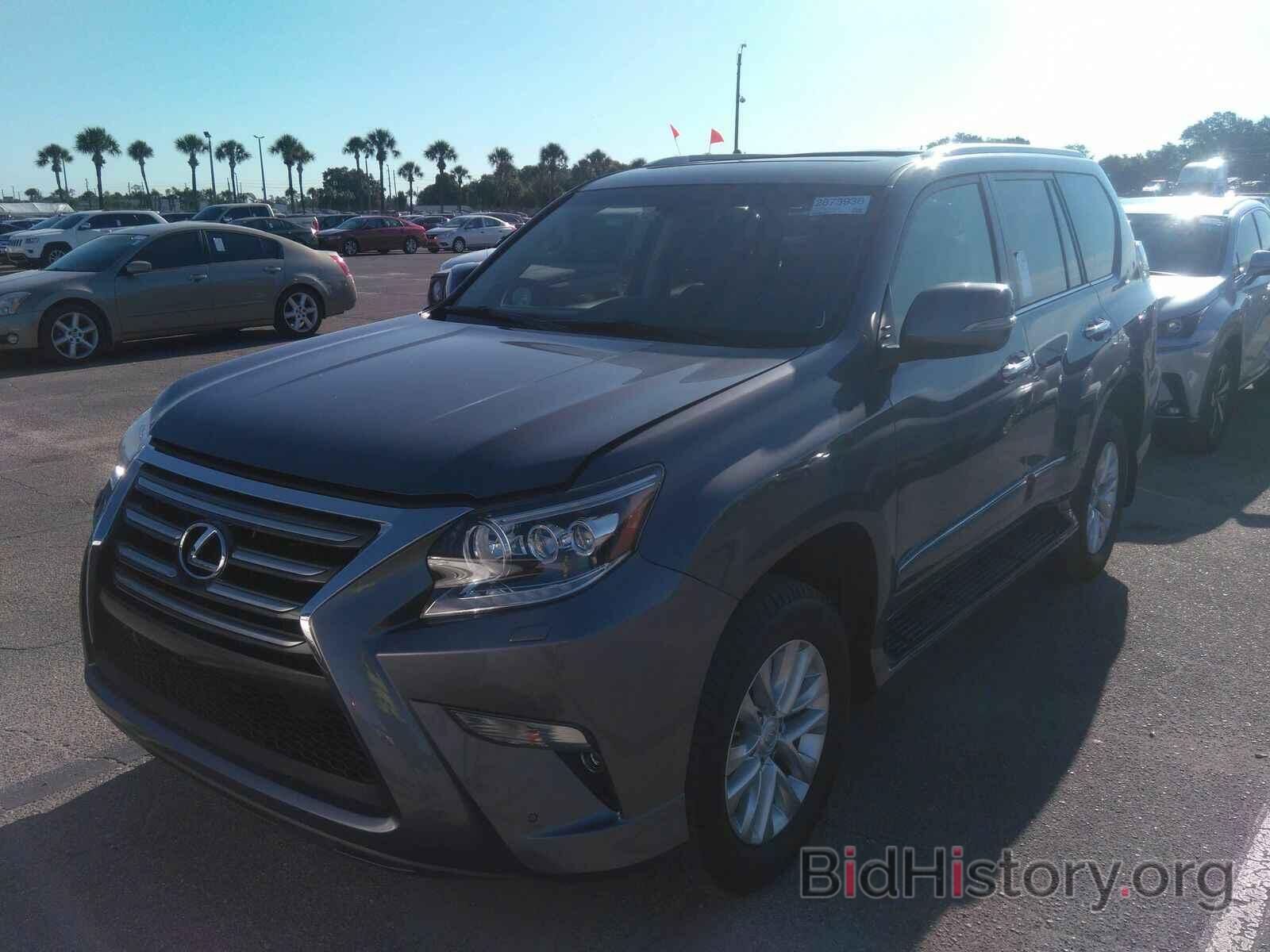 Photo JTJBM7FX3J5204075 - Lexus GX GX 2018