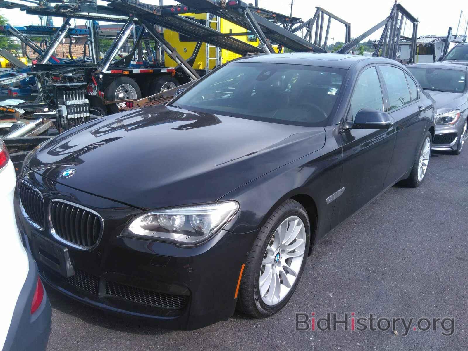 Photo WBAYF8C52FD655217 - BMW 7 Series 2015