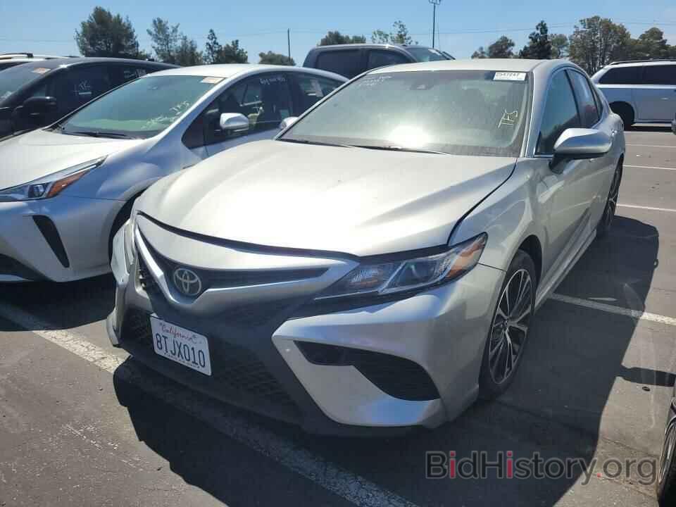 Photo JTNB11HK1J3039323 - Toyota Camry 2018