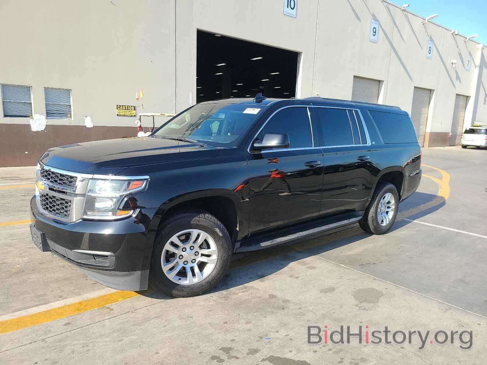 Photo 1GNSCHKC1HR136948 - Chevrolet Suburban 2017