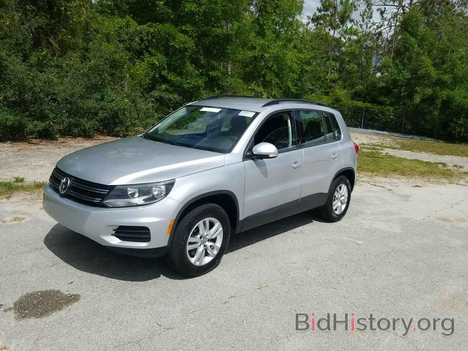 Photo WVGAV7AX8GW525076 - Volkswagen Tiguan 2016